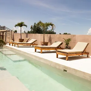 https://koos-hotel-botique-tulum.tulum-hotels.net